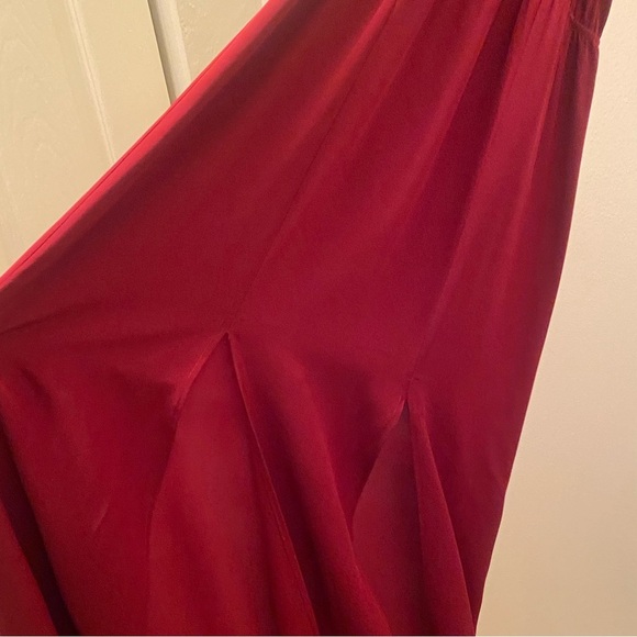 Stone Cold Fox Onyx Gown - Picture 6 of 12